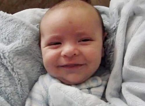 孩子睡醒后有這4種行為,是聰明的表現,家長別擔心