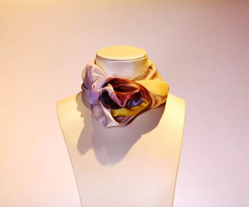 亮寶樓文創(chuàng) 藝術(shù)衍生品 苗威繪畫藝術(shù)衍生品